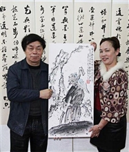 福建省美协主席 翁振新 体验瓷板画创作及部分作品